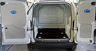 01_Floor liners and side wall liners in a van 